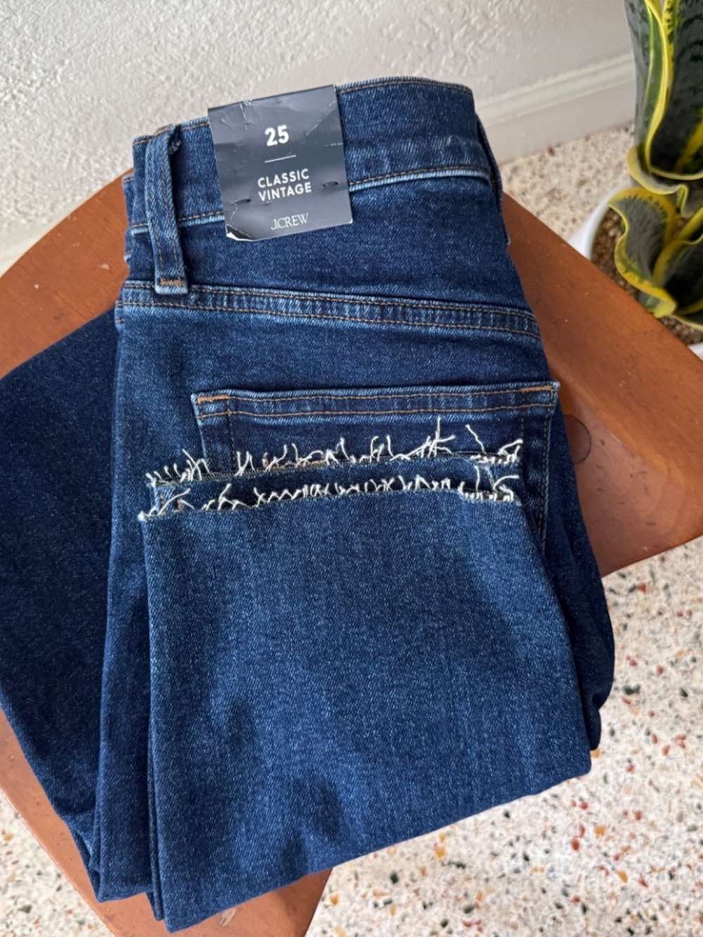NWT 👖 J. Crew "Classic Vintage" Straight Leg Jean 💙 Dark Wash Size 25